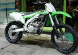 身负20项改良：2016川崎KX450F