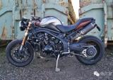 现代凯旋的复古之道 Speed Triple streetfighter