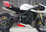 致敬四轮复古赛车 凯旋STREET TRIPLE 675改装