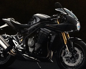 纪念邦德60年:凯旋SPEED TRIPLE 1200 RR邦德限量版