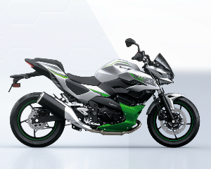 Kawasaki川崎全新混合动力街车Z7 Hybrid