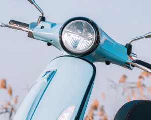 自由探索，邂逅限定风景 Vespa Primavera S卡布里蓝