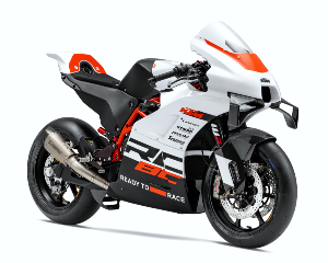 意在Moto2而非WorldSSP的KTM RC 8C