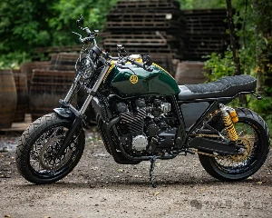 颜值上佳的雅马哈Yamaha XJR1300改装